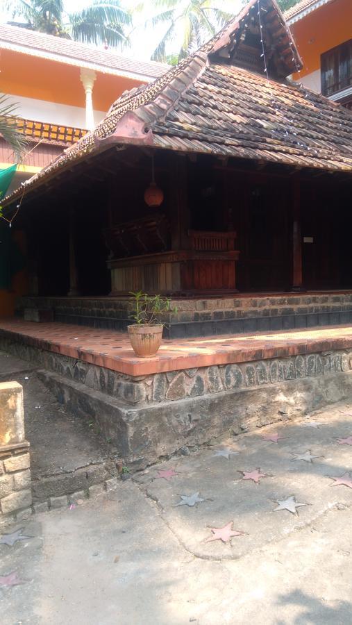 Thriphala Ayurveda Yogashram Apartment Thiruvananthapuram Exterior photo